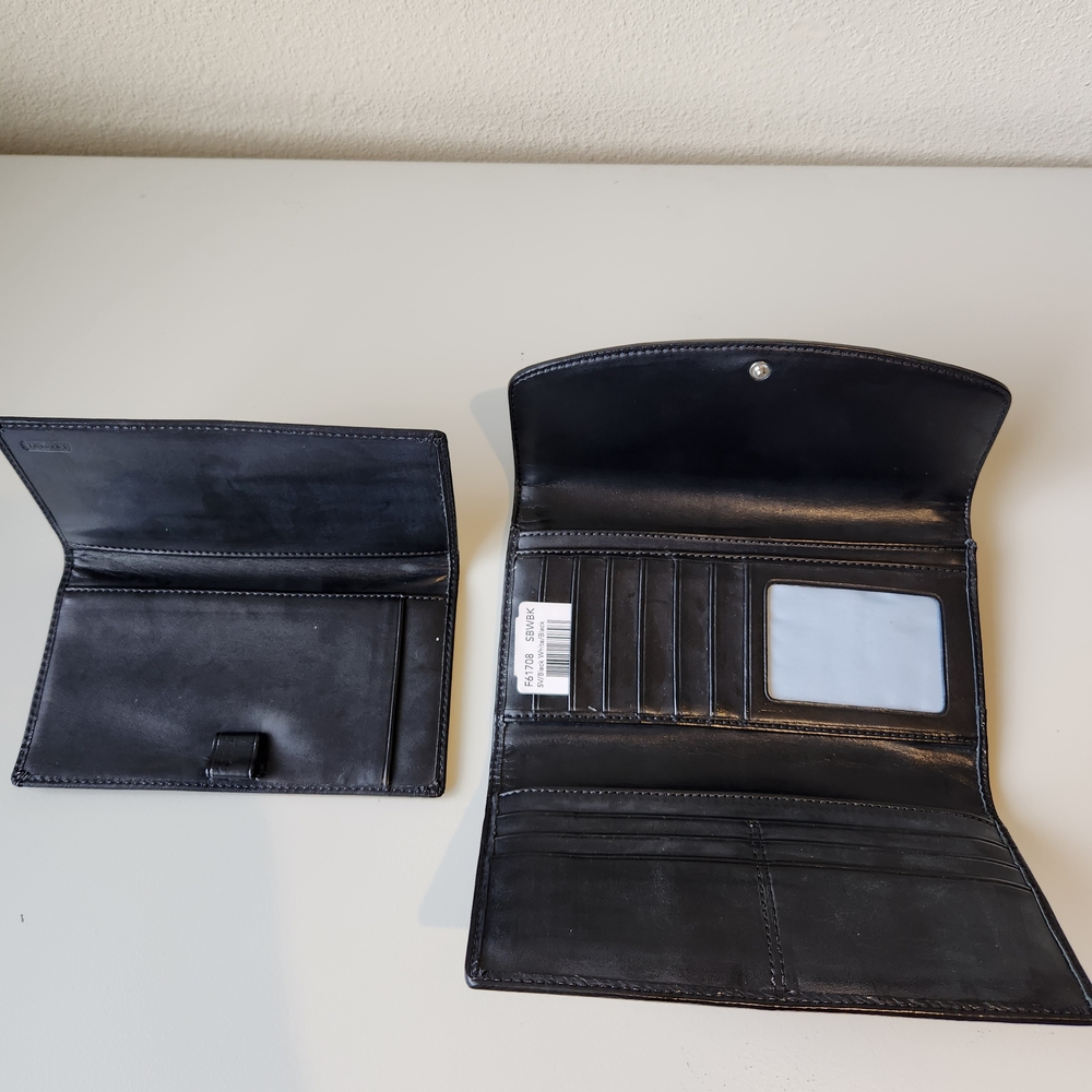 Coach Black and Cream Signature Wallet - Picture 7 of 9